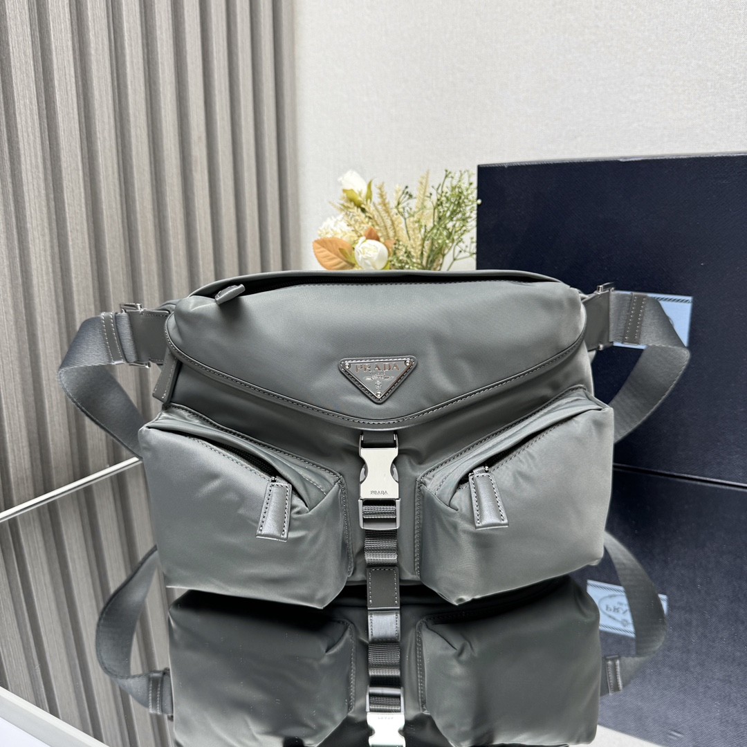 Pra*a satchel bags